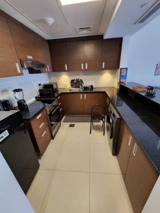 Cozy 1br In Iconic Tower Apartamento *